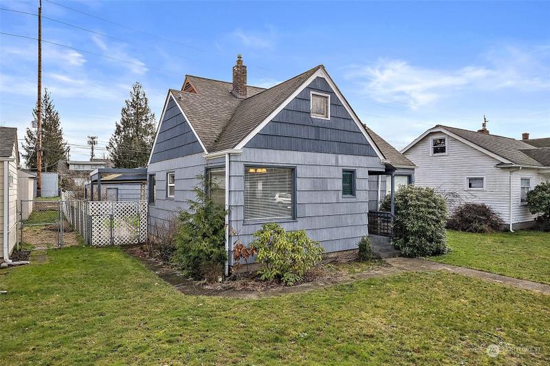 3731 South Ainsworth Avenue, Tacoma, WA 98418 for Sale