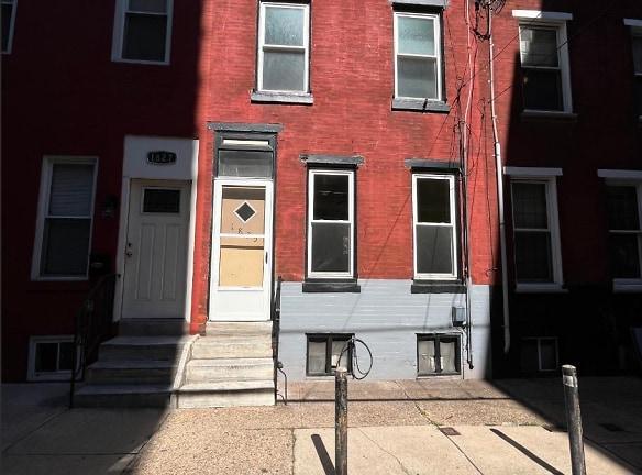 1825 Carlton St - Philadelphia, PA 19103 - Home For Rent