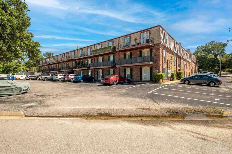 300 Bayou Boulevard, Unit 101, Pensacola, FL 32503 for Sale