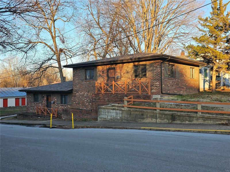 120 N 3RD ST, Ste Genevieve, MO 63670 Multi Family For Sale  MLS# 23076476