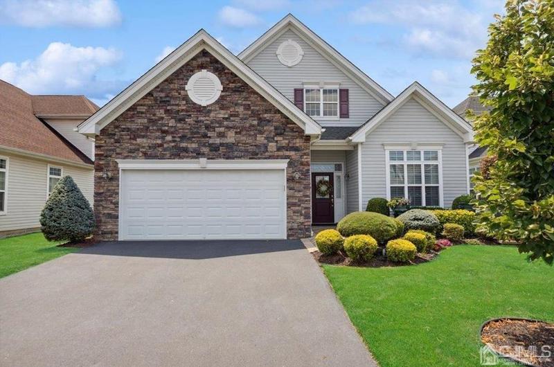 248 Diamond Spring Dr, Monroe Township, NJ 08831 - MLS 2400440R for Sale