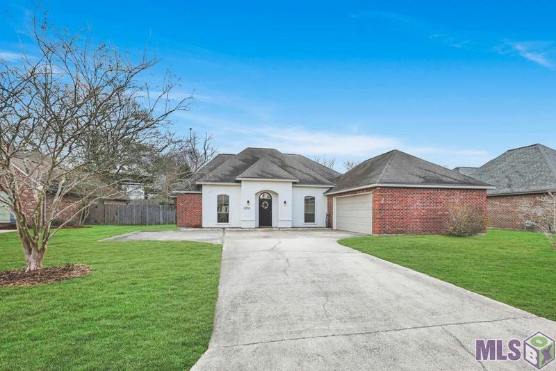19902 STONEHILL DR, Denham Springs, LA 70726 Single Family Residence For Sale  MLS# 2024002094