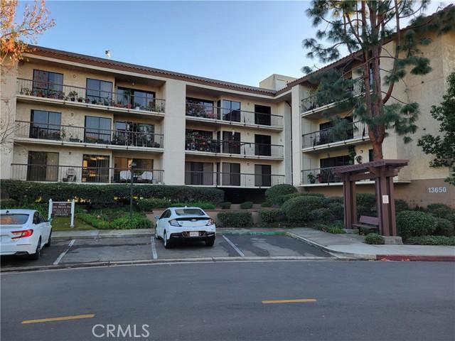 13650 Del Monte 30C M-17, Seal Beach CA 90740 for Sale