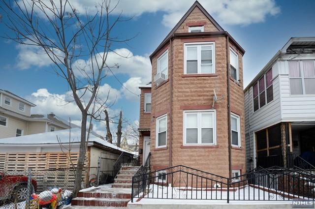 385 East 32nd Street, Paterson, NJ 07504 for Sale