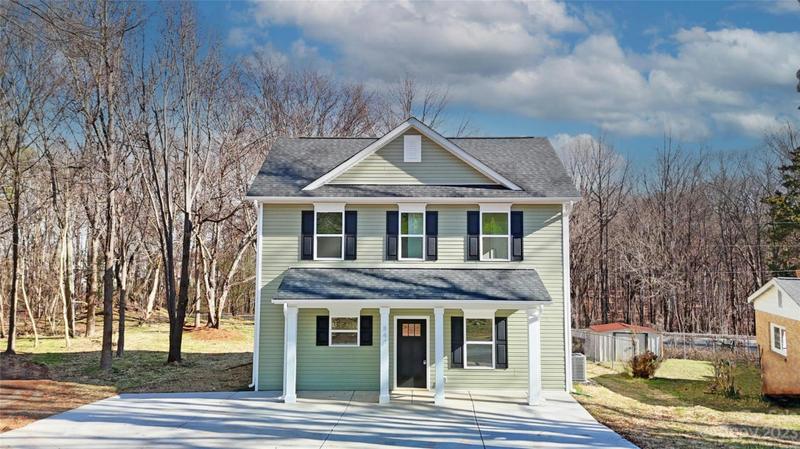 844 MATTHEWS SCHOOL RD, Matthews, NC 28105 Single Family Residence For Sale  MLS# 4105553
