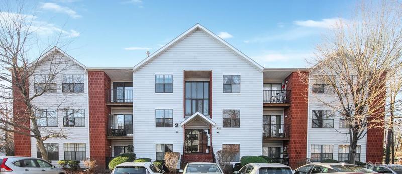 18 Malvern Way, Edison, NJ 08817 for Rent