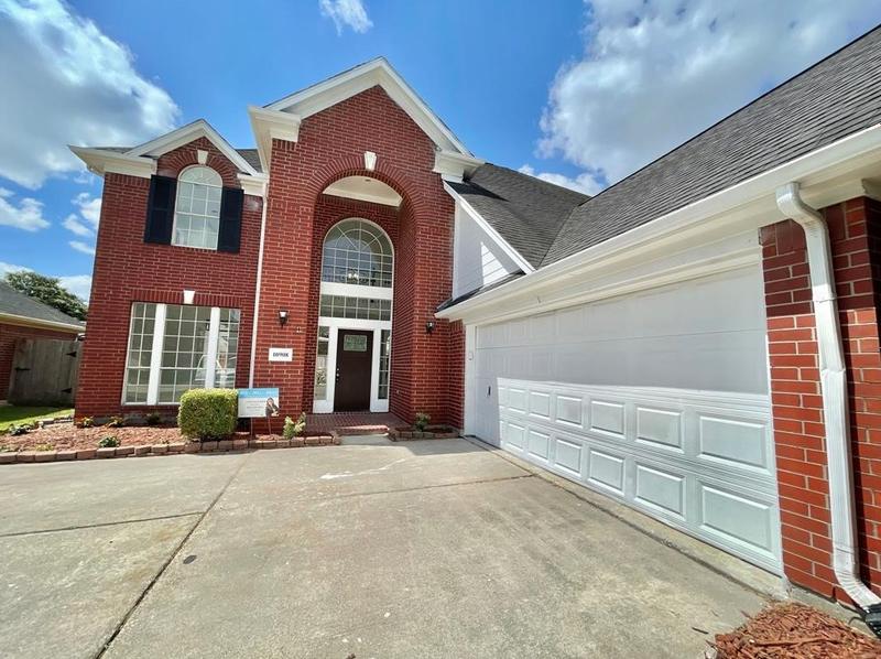 10908 N Sycamore Dr N, La Porte, TX 77571 - MLS 43015474 for Sale