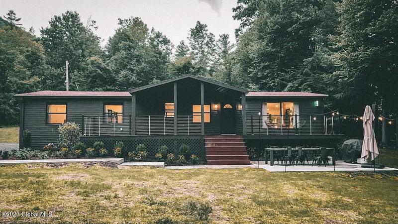 16 Moggre Road, Shandaken, NY 12416 for Sale