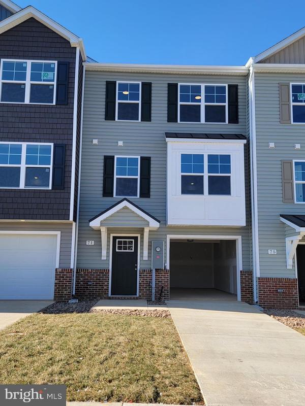 71 Olga Drive, Martinsburg, WV 25403 for Sale