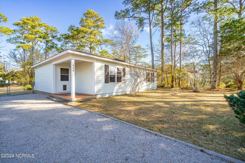 159 Ocean Drive, Newport, NC 28570 for Sale
