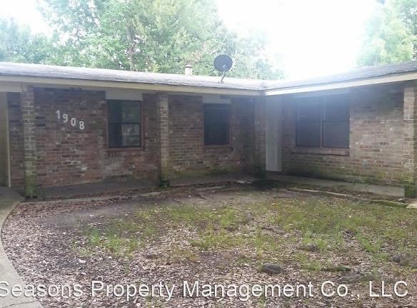 1908 43rd Ave - Gulfport, MS 39501 - Home For Rent