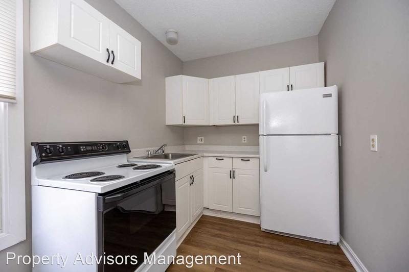 260 W Main St - 2nd Floor  260 W Main St for Sale