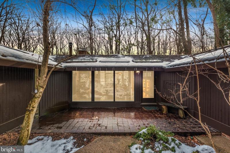 11000 Picasso Ln, Potomac, MD 20854 - MLS MDMC2117902 for Sale