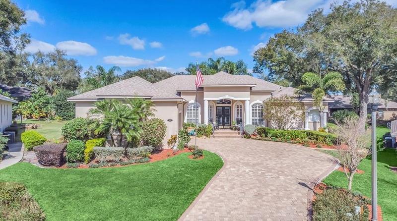 5378 Longleaf Ct, Lakeland, FL 33810 - MLS P4928977 for Sale