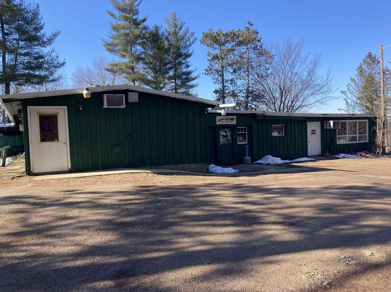 4825 Bennett Rd, Benton, WI 53803 - MLS 1970469 for Sale