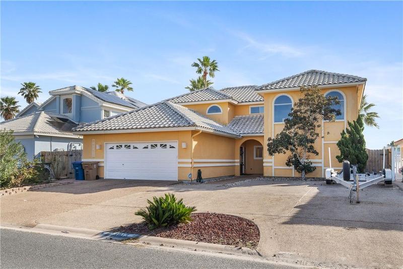 13813 Eaglesnest Bay Dr, Corpus Christi, TX 78418  MLS# 431320 for Sale