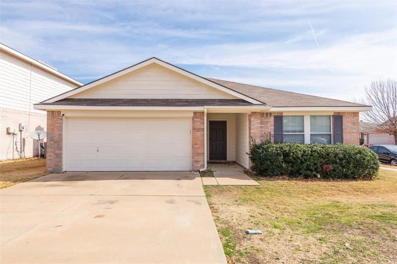 9300 Goldenview Dr, Fort Worth, TX 76244 for Sale