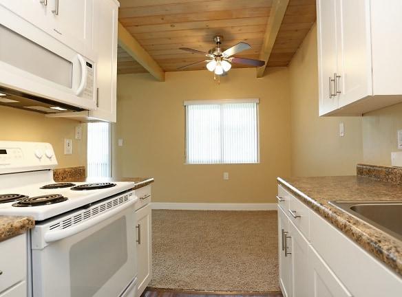 Park Orchard Apartments - 605 Orchard Ave - Hayward, CA Apartments for Rent