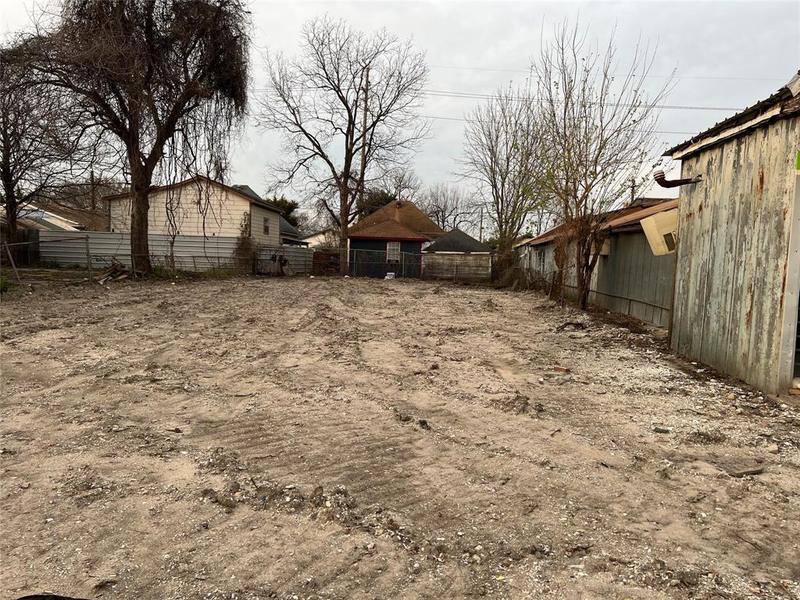 6735 Canal Street, Houston, TX 77011 for Sale