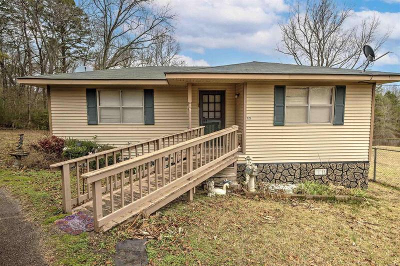124 Hazel Street, Traskwood, AR 72167  624476066 for Sale