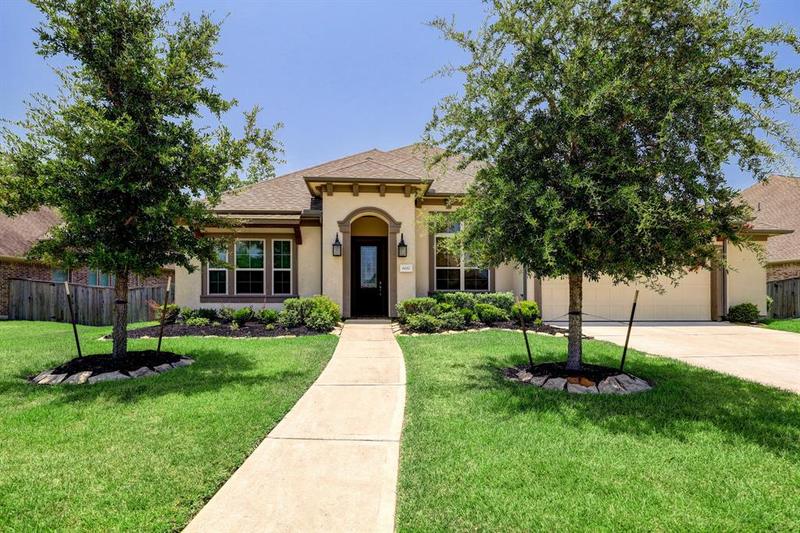 6011 Fairway Shores Ln, Porter, TX 77365 for Sale