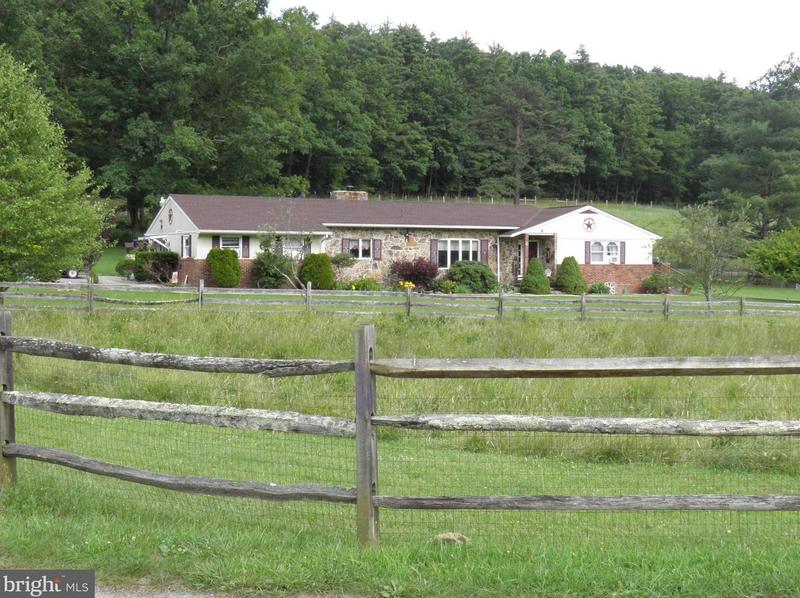 40 Deer Run Rd, Franklin, WV 26807 - MLS WVPT2000482 for Sale