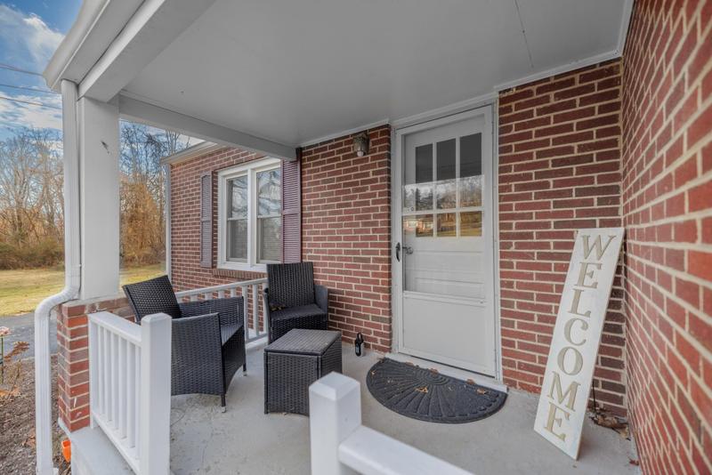 939 Old White Hill Road, Stuarts Draft, VA 24477 for Sale