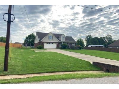 Colonial Woods Dr for Sale