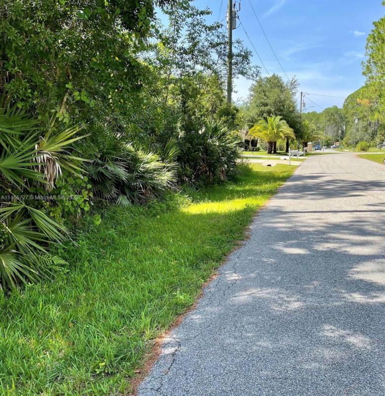 32 ULLMAN PL, Palm Coast, FL 32164 Single Family Residence For Sale  MLS# A11455727