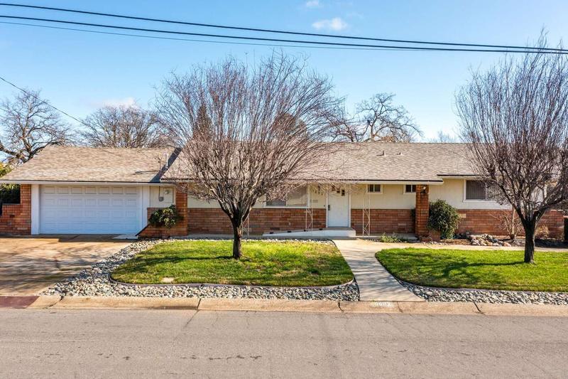 5802 Mountain View Drive, Redding, CA 96003  624059702 for Sale