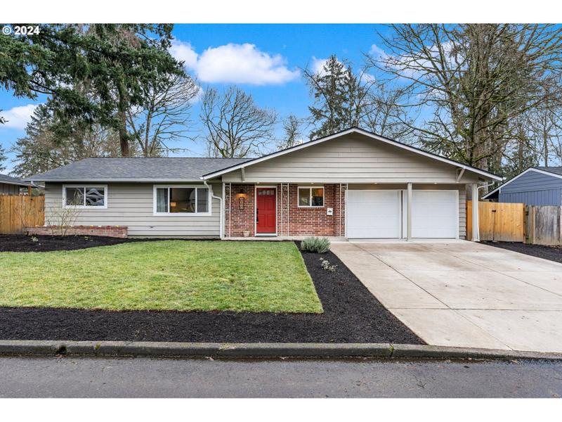 330 SW DEVONWOOD AVE, Beaverton OR 97006 for Sale