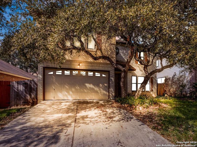 423 Irongate Ridge, San Antonio, TX 78253-6126 for Sale
