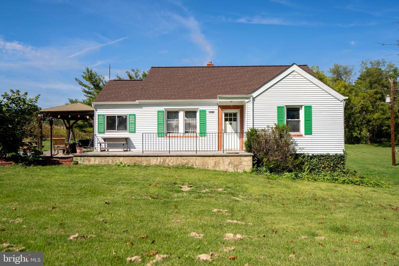 6025 Stonewall Jackson Highway, Front Royal, VA 22630 for Sale