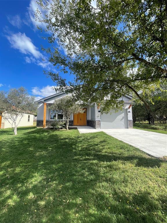 833 Birch Lane Ln, Cottonwood Shores, TX 78654 for Sale