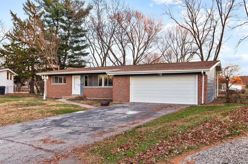 5 Filly Ct, Florissant, MO 63033 - MLS 24002247 for Sale