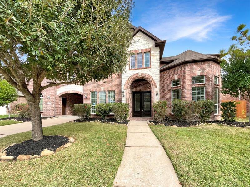 12001 Eden Creek Drive, Pearland, TX 77584 for Sale