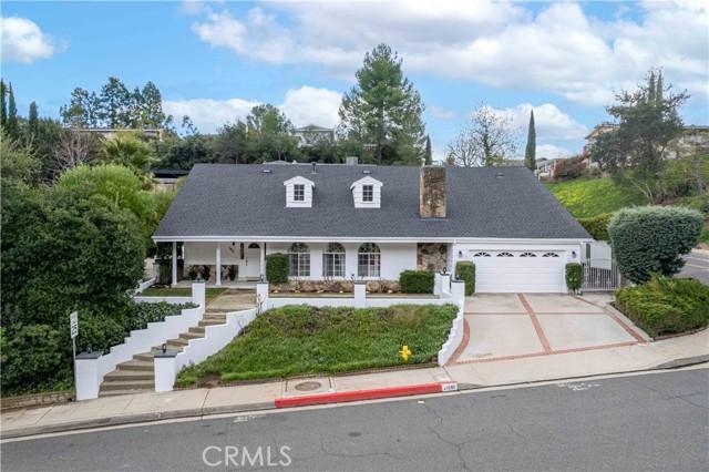 1851 Greenbriar, Glendale CA 91207 for Sale