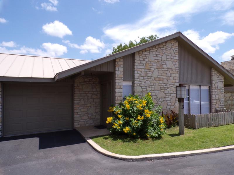 106 Dawn #3, Horseshoe Bay, TX 78657 - MLS 164737 for Rent