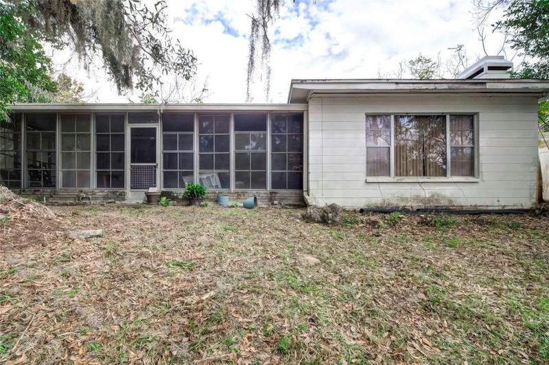18707 YOCAM AVE, LUTZ, FL 33549 Single Family Residence For Sale  MLS# T3498983