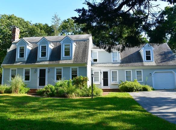 71 Colonial Way - Falmouth, MA 02540 - Home For Rent