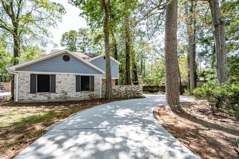 27223 Caperidge Dr, Huffman, TX 77336 for Sale