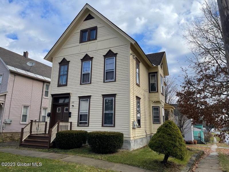 212 Fon Clair Street, Johnstown, NY 12095 for Sale