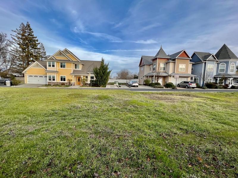 2021 Hampton Pk, Lakeport, CA 95453 - MLS LC23018227 for Sale