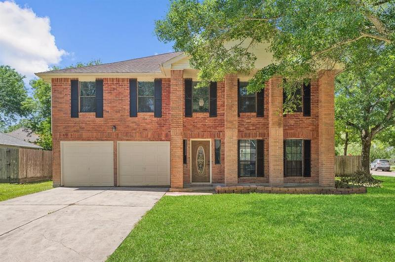 1802 Lavaca St, Friendswood, TX 77546 for Sale