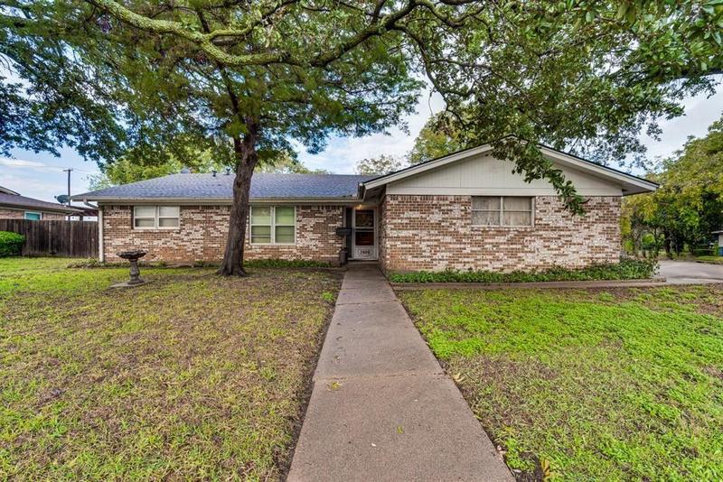 Benbrook, Tarrant County, TX House for sale Property ID: 418102497