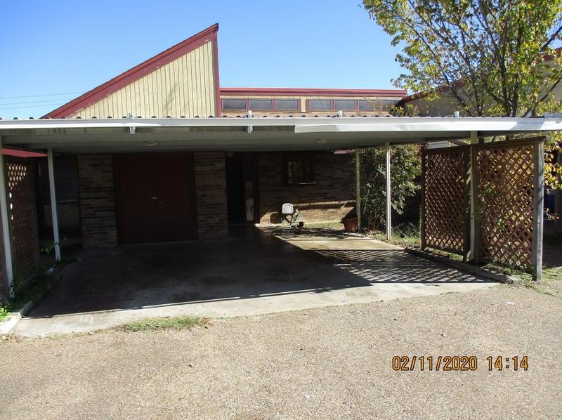 201 Yorkshire Ct, Euless, TX 76040 - MLS 20517719 for Rent