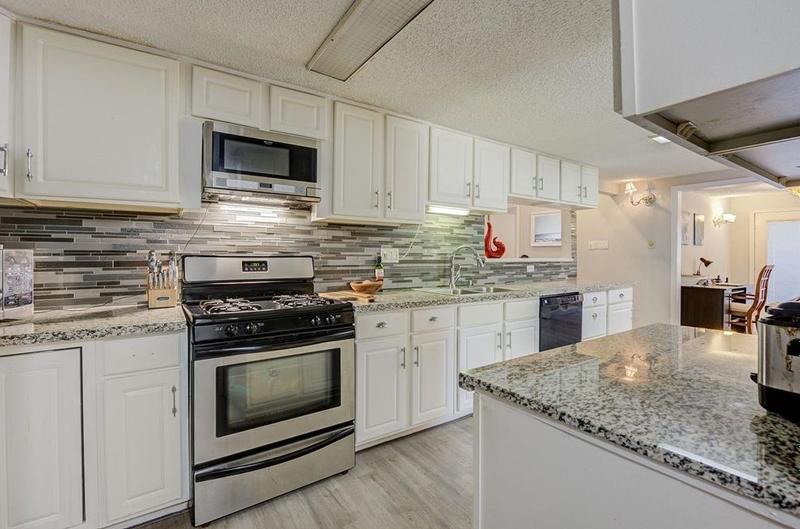 9106 Southbluff Blvd, Houston, TX 77089 - MLS 61605197 for Sale