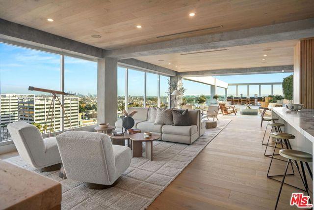 7135 Hollywood PHE, Los Angeles CA 90046 for Sale