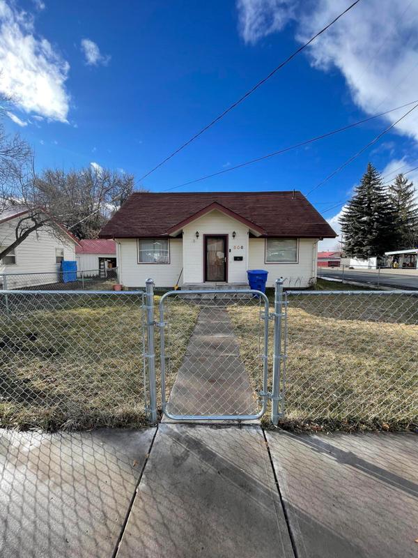 806 S H Street S, Lakeview OR 97630 for Sale