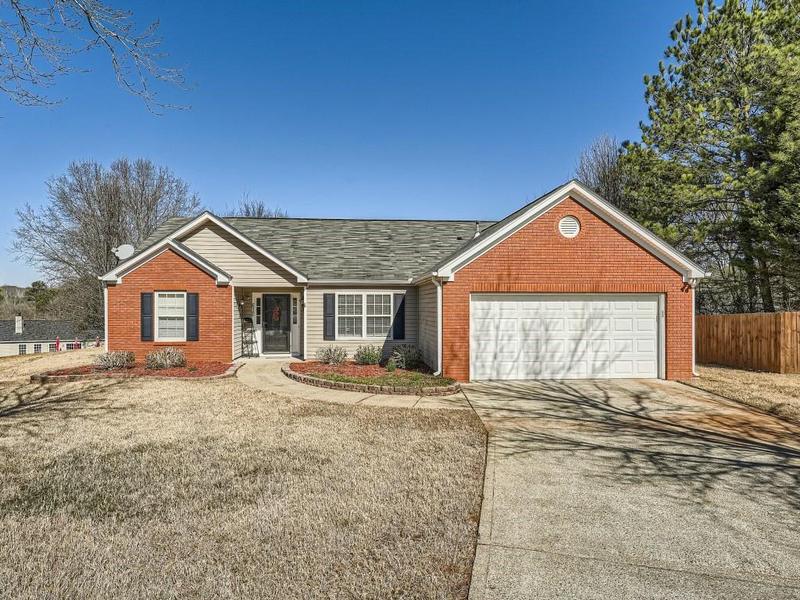 612 River Knoll Court, Woodstock, GA 30188 for Sale